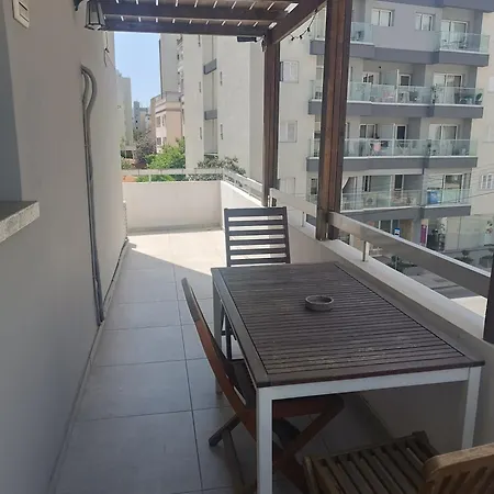 Apartment Markora *