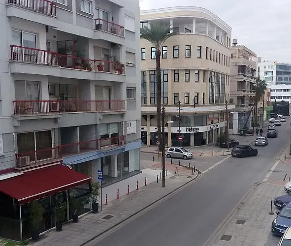 アパート Markora ニコシア